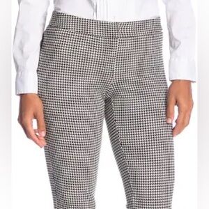 Amanda & Chelsea Houndstooth Cropped Pants